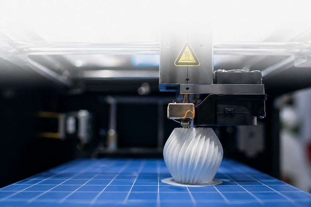 Impresora 3D en proceso de fabricación
